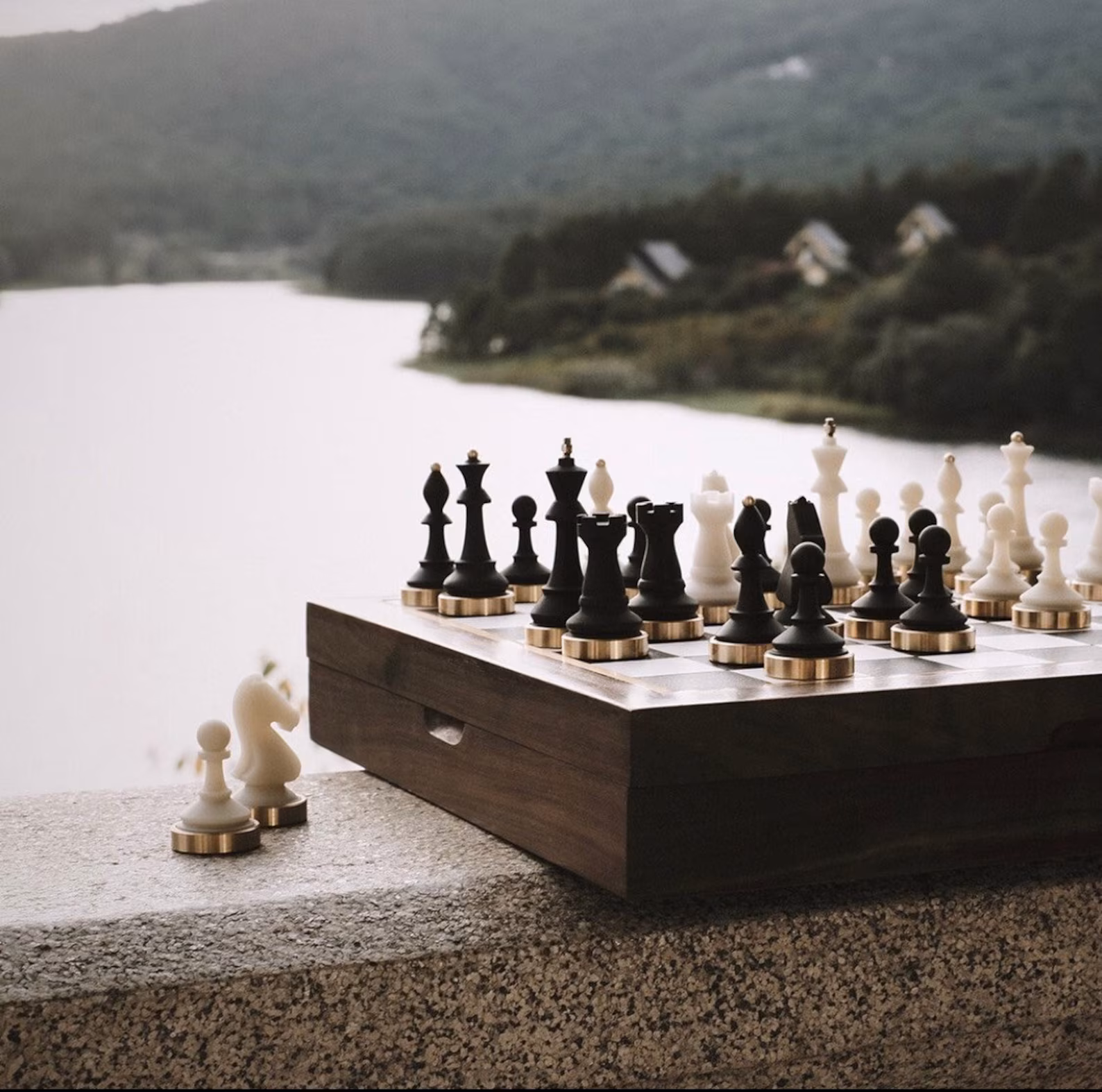 Walnut & Leather Luxury Chess Set — Khoi Nguyen